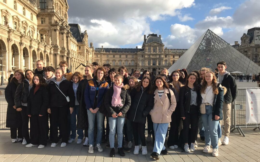 Rencontre en tiers-lieu à Paris entre les élèves ABIBAC et les élèves allemands