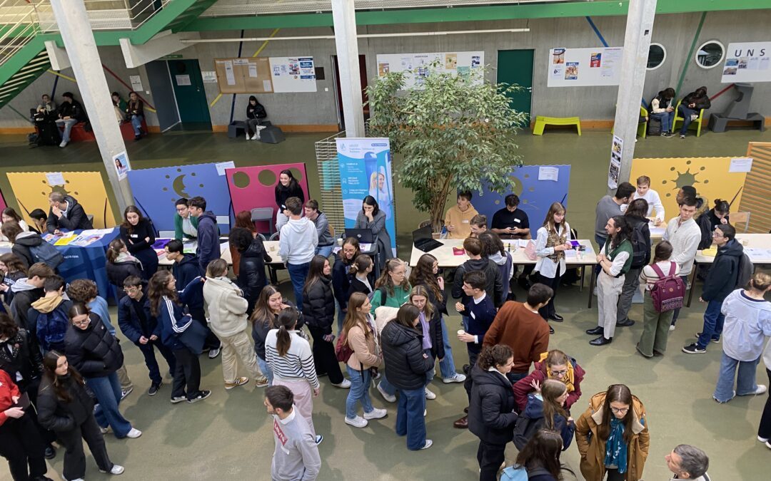 Merci aux 110 anciens élèves présents au forum du 22 décembre 2023